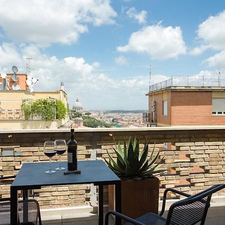 Rome As You Feel - Vatican Terrace Apartments With View Exterior photo