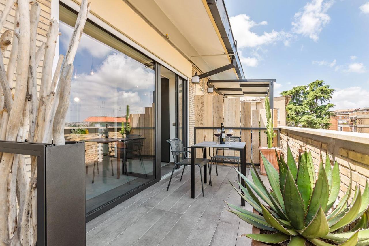 Rome As You Feel - Vatican Terrace Apartments With View Exterior photo